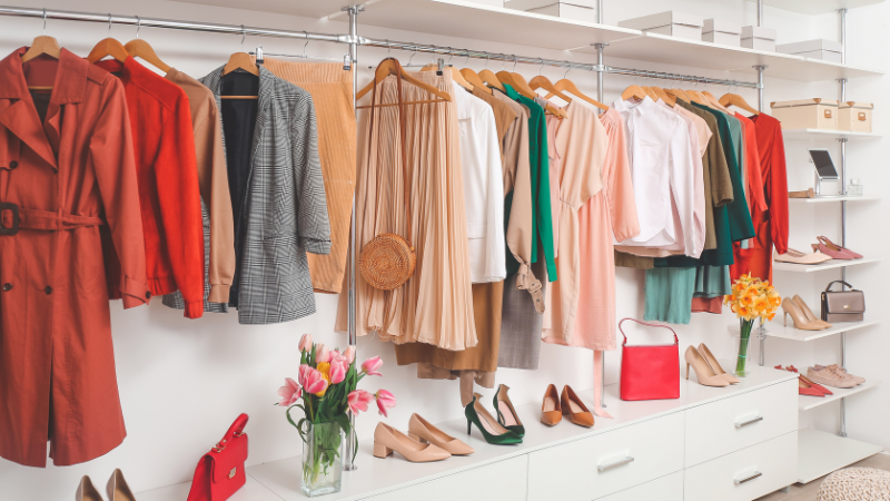 Capsule Wardrobe for Busy Professionals: Effortless Style for a Polished Look